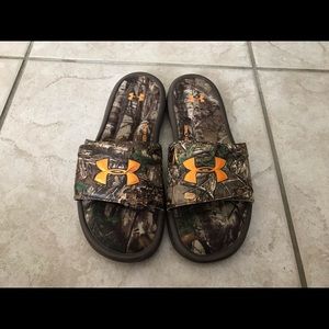 Under Armour Camo Sandals Slides Men’s Size 10
